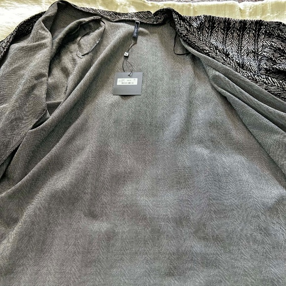 NEW PHOTOS! CARDIGAN, MADE IN CANADA!!, LONG SLEEVES, BLACK & WHITE, SZ 4X, BOUC - Picture 12 of 16